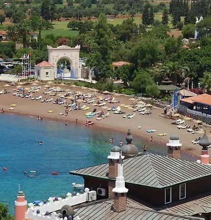 Perili Bay אתר נופש Emecik